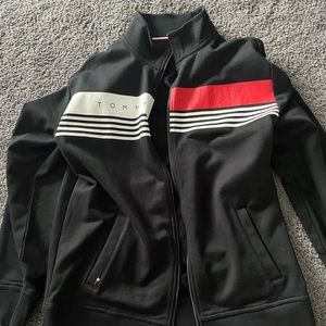Mens XXL Tommy Hilfiger zip up sweatshirt. Brand new with tags